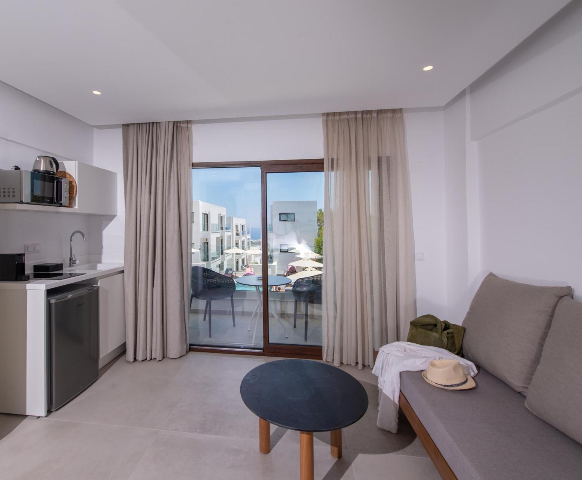 Mika Villas & Suites 헐소니소스 외부 사진